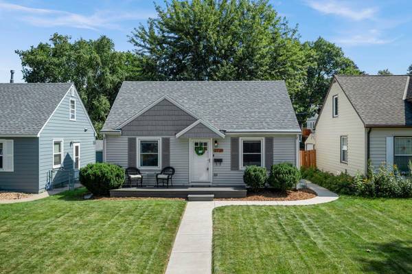 2721 Colorado AVE S, Saint Louis Park, MN 55416