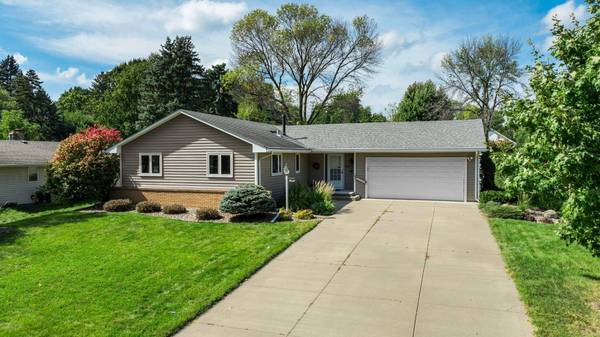3306 Selkirk DR, Burnsville, MN 55337