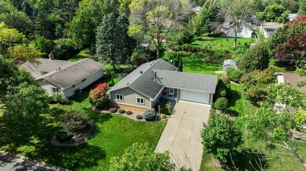 3306 Selkirk DR, Burnsville, MN 55337