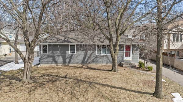9917 Pillsbury AVE S, Bloomington, MN 55420
