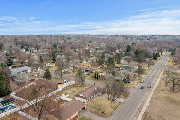 8606 88th ST S, Cottage Grove, MN 55016