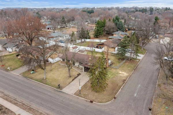 8606 88th ST S, Cottage Grove, MN 55016