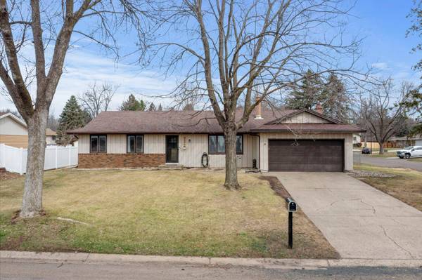 8606 88th ST S, Cottage Grove, MN 55016