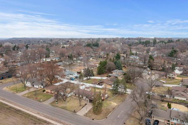 8606 88th ST S, Cottage Grove, MN 55016