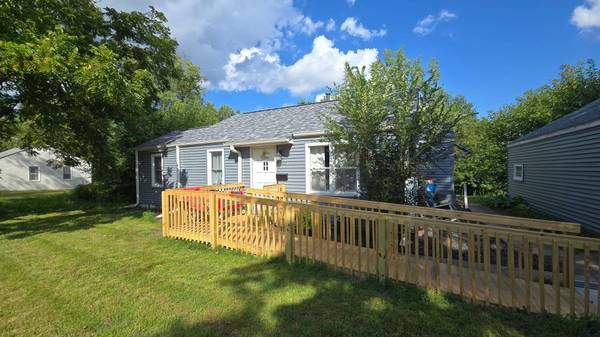 10325 Grand AVE S, Bloomington, MN 55420