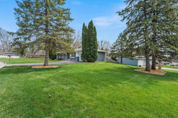 10631 Xavier AVE S, Bloomington, MN 55437