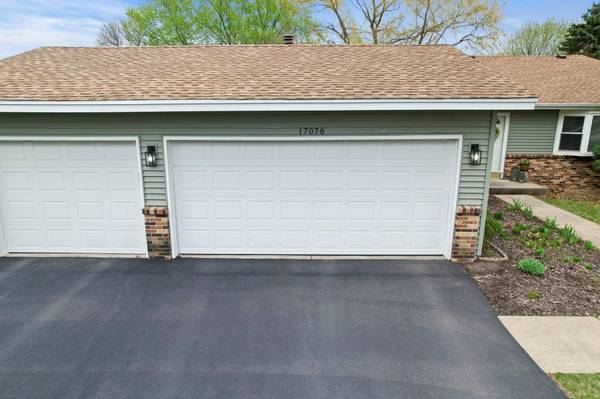 17076 Forfar CT, Farmington, MN 55024