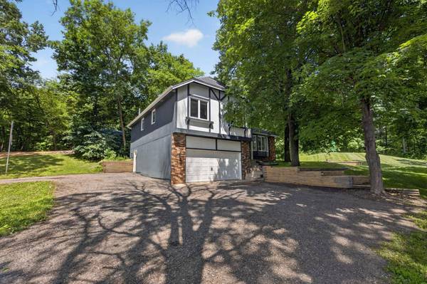 8499 Anoka AVE S, Northfield, MN 55057