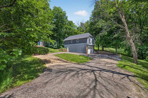 8499 Anoka AVE S, Northfield, MN 55057