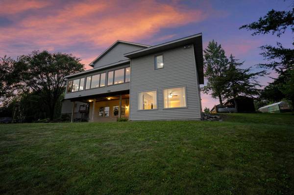 29173 Le Sueur Creek RD, Le Sueur, MN 56058