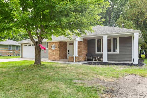 208 4th ST SW, New Prague, MN 56071