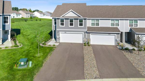 13616 Kaylemore TRL, Rosemount, MN 55068