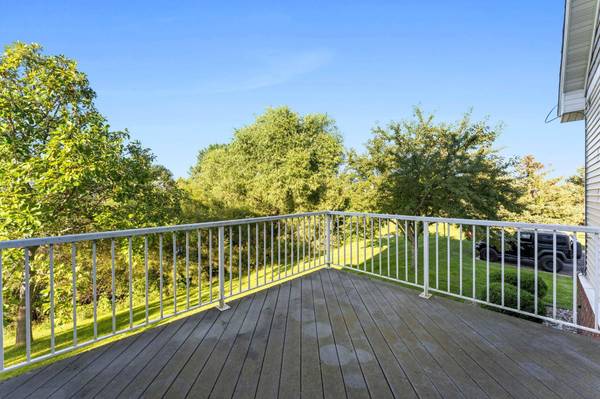 20676 Hampshire WAY, Lakeville, MN 55044