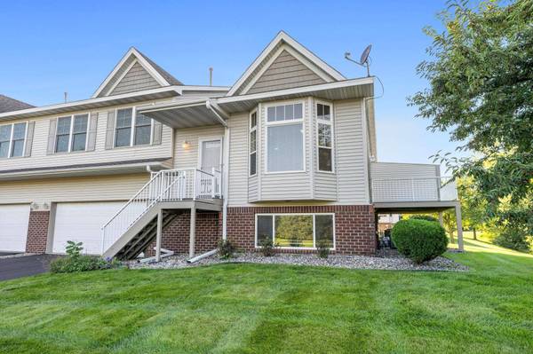 20676 Hampshire WAY, Lakeville, MN 55044