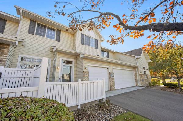 15551 Garnet WAY, Apple Valley, MN 55124
