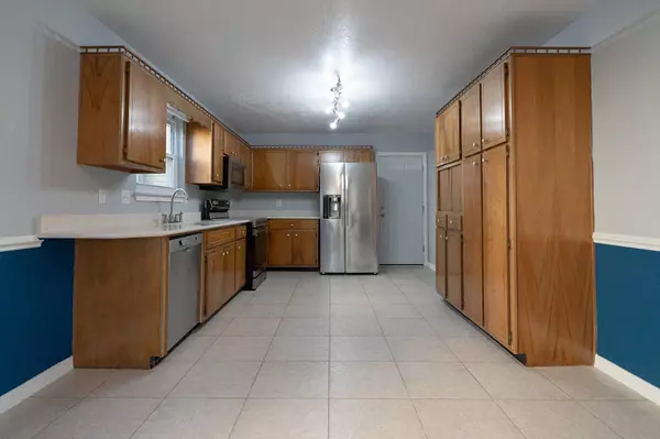 452 Sandy Ridge Circle, Mary Esther, FL 32569