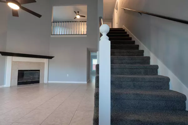 452 Sandy Ridge Circle, Mary Esther, FL 32569