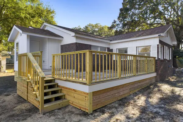 710 Powell Drive, Niceville, FL 32578