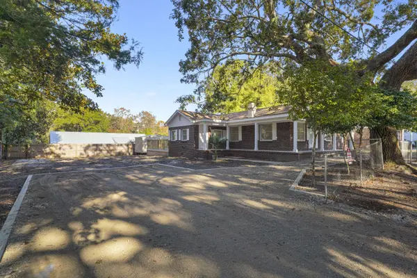 710 Powell Drive, Niceville, FL 32578