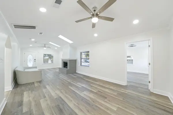 710 Powell Drive, Niceville, FL 32578