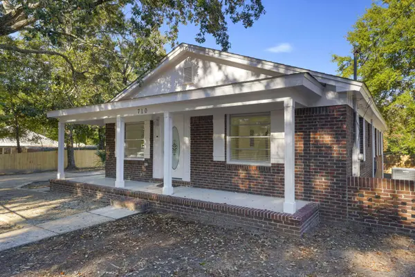 710 Powell Drive, Niceville, FL 32578