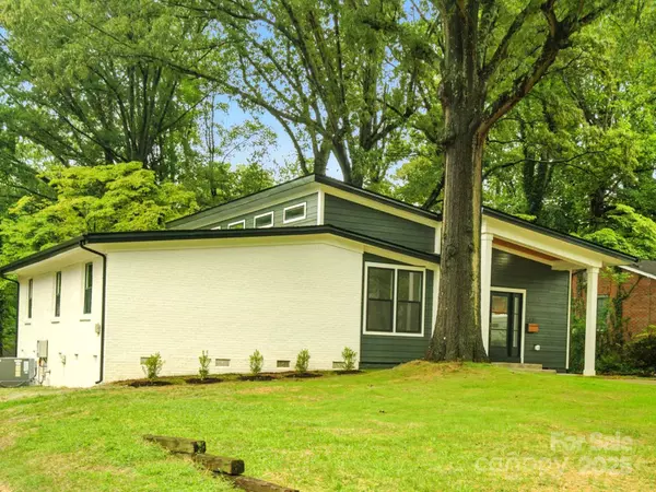 5331 Coburg AVE, Charlotte, NC 28215