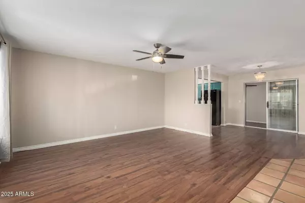 4158 E CRESCENT Avenue, Mesa, AZ 85206