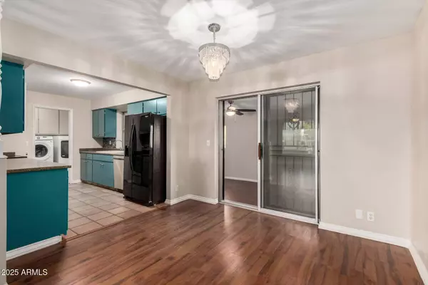 4158 E CRESCENT Avenue, Mesa, AZ 85206