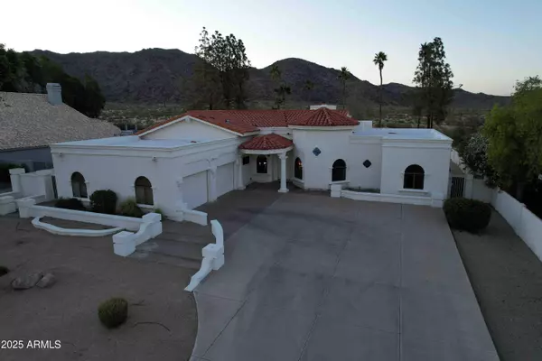 3738 E KACHINA Drive, Phoenix, AZ 85044