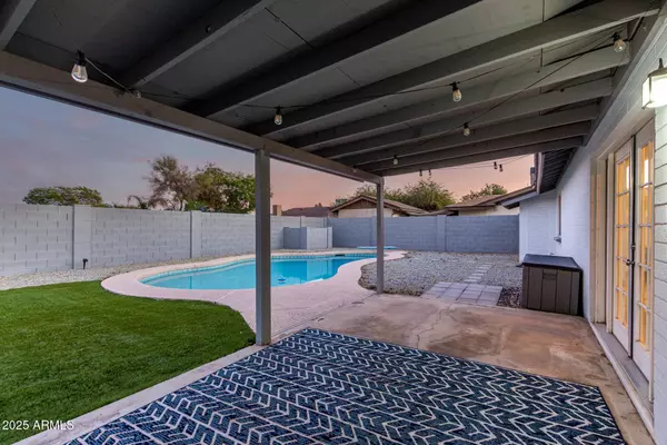 19237 N 5TH Avenue, Phoenix, AZ 85027