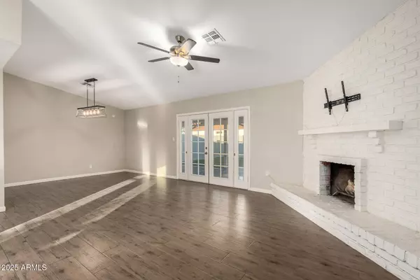 19237 N 5TH Avenue, Phoenix, AZ 85027