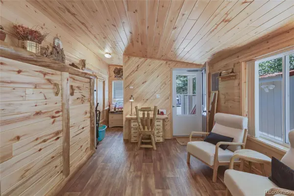 43 Dennette LN, South Fork, CO 81154