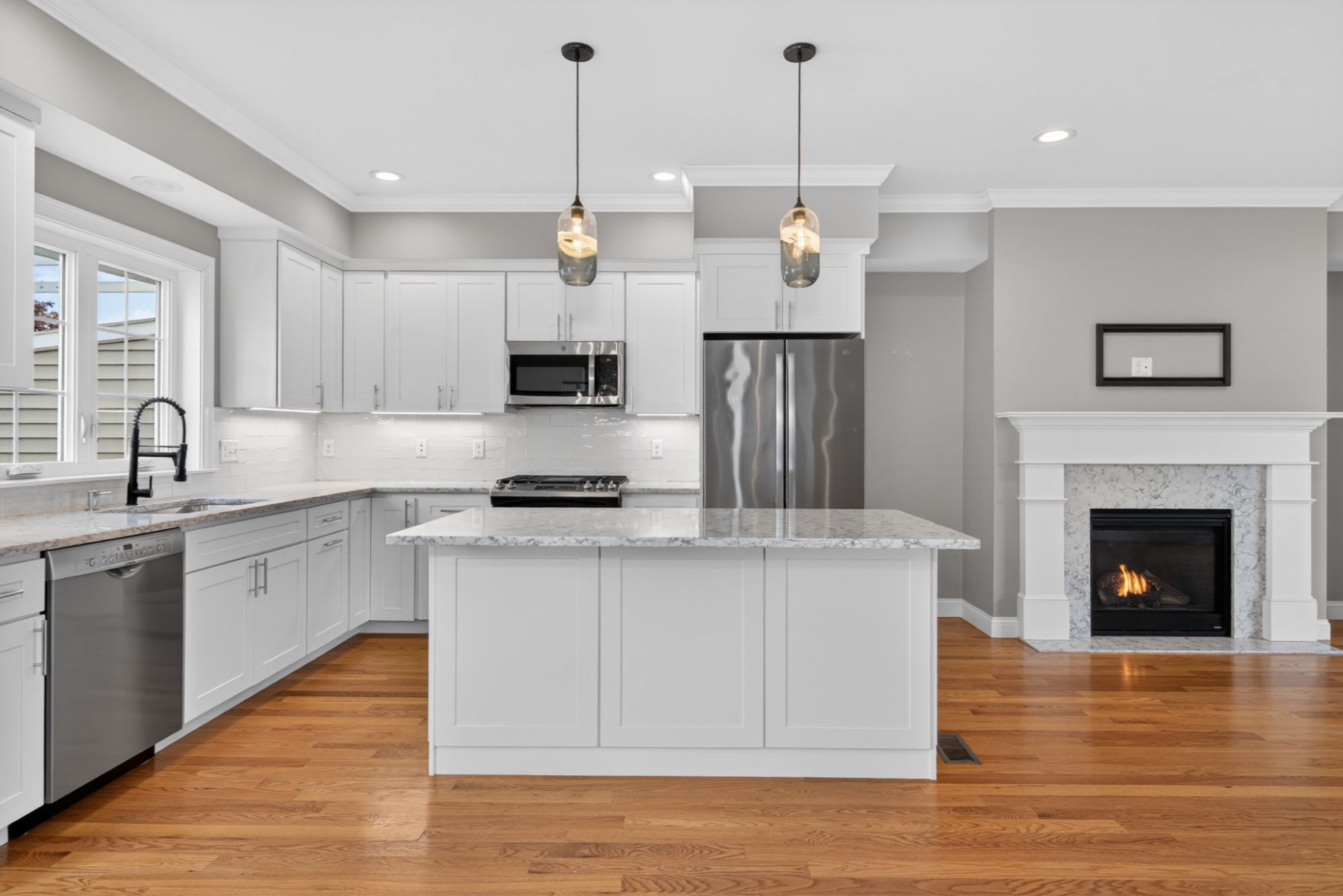 58 Sullivan St — interior
