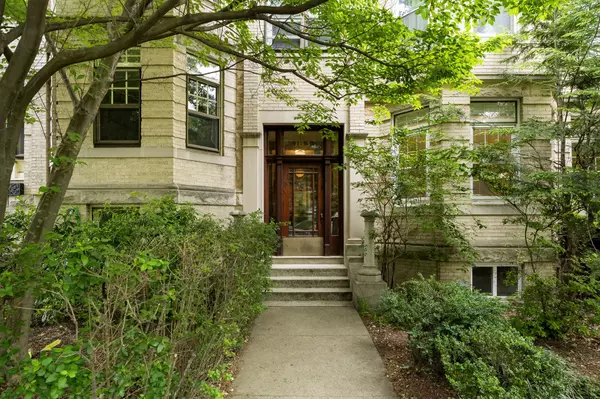 183 Babcock St #1, Brookline, MA 02446-6779