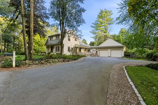 9 Training Field Rd, Wayland, MA 01778-1415