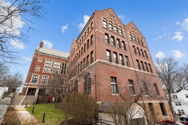 76 Elm St #404, Jamaica Plain, MA 02130-2800