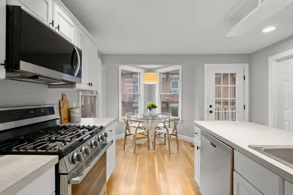 11 Parley Ave #B, Jamaica Plain, MA 02130-2143