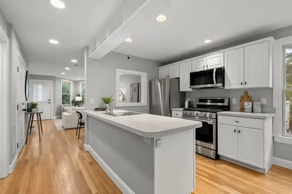11 Parley Ave #B, Jamaica Plain, MA 02130-2143