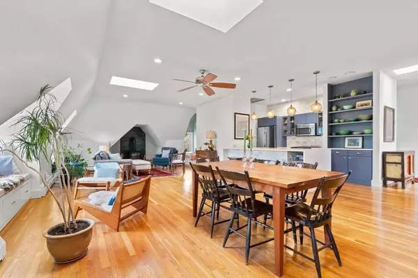 29 Greenough Ave #2, Boston, MA 02130