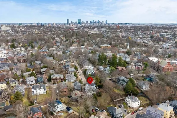 29 Greenough Ave #2, Boston, MA 02130