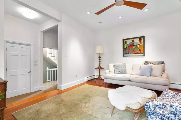 29 Greenough Ave #2, Boston, MA 02130