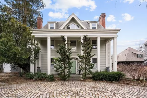 29 Greenough Ave #2, Boston, MA 02130