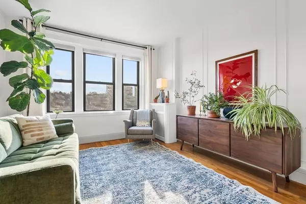 60 Jamaicaway #10, Boston, MA 02130