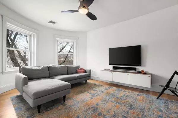 6 Shailer Street #3, Brookline, MA 02446