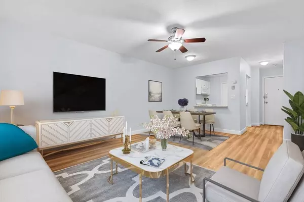 18 Pond St. #2, Boston, MA 02130