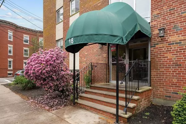 18 Pond St. #2, Boston, MA 02130