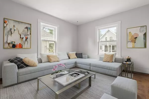 27 Chilcott Place #2, Boston, MA 02130