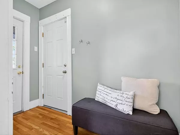 58 Forest Hills St #2, Boston, MA 02130