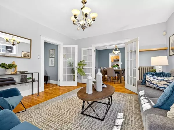 58 Forest Hills St #2, Boston, MA 02130