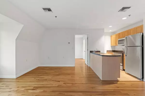 332 Jamaicaway #406, Boston, MA 02130